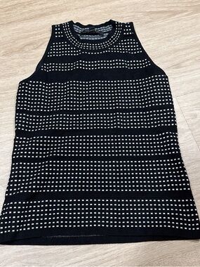 Marc New York Black and White Knit Sleeveless Top